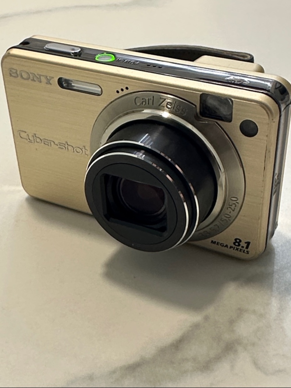 Sony Cyber-shot DSC-W150 Digital Camera Bundle 8.1MP + Battery Charger Case 4GB